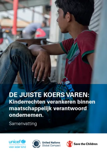 jongen die neerzit