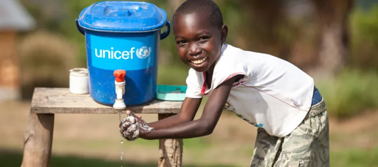 UNICEF DRC 2016 Dubourthoumieu 