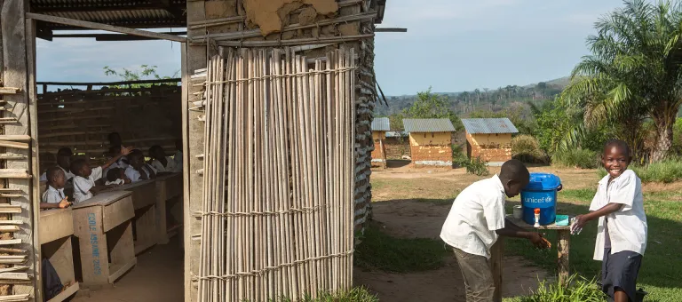 UNICEF DRC Dubourthoumieu - écoles assainies