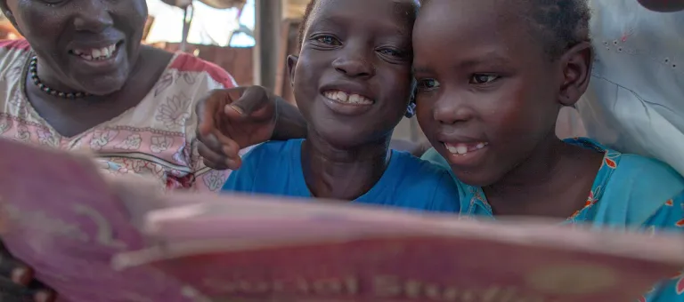 © UNICEF/UN0359983/Naftalin