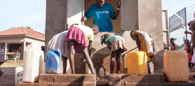 © UNICEF/UN0372914/Naftalin