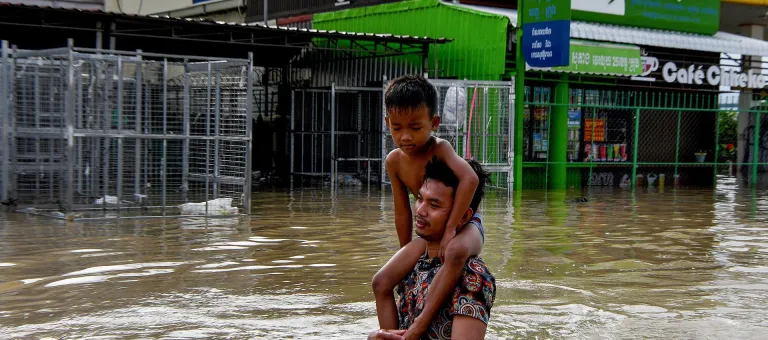 UNICEF/UN0352731/Sothy/AFP