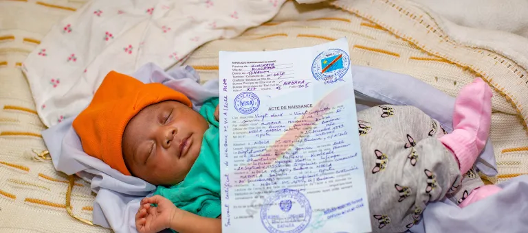 Chancelvie met geboortecertificaat in Kinshasa